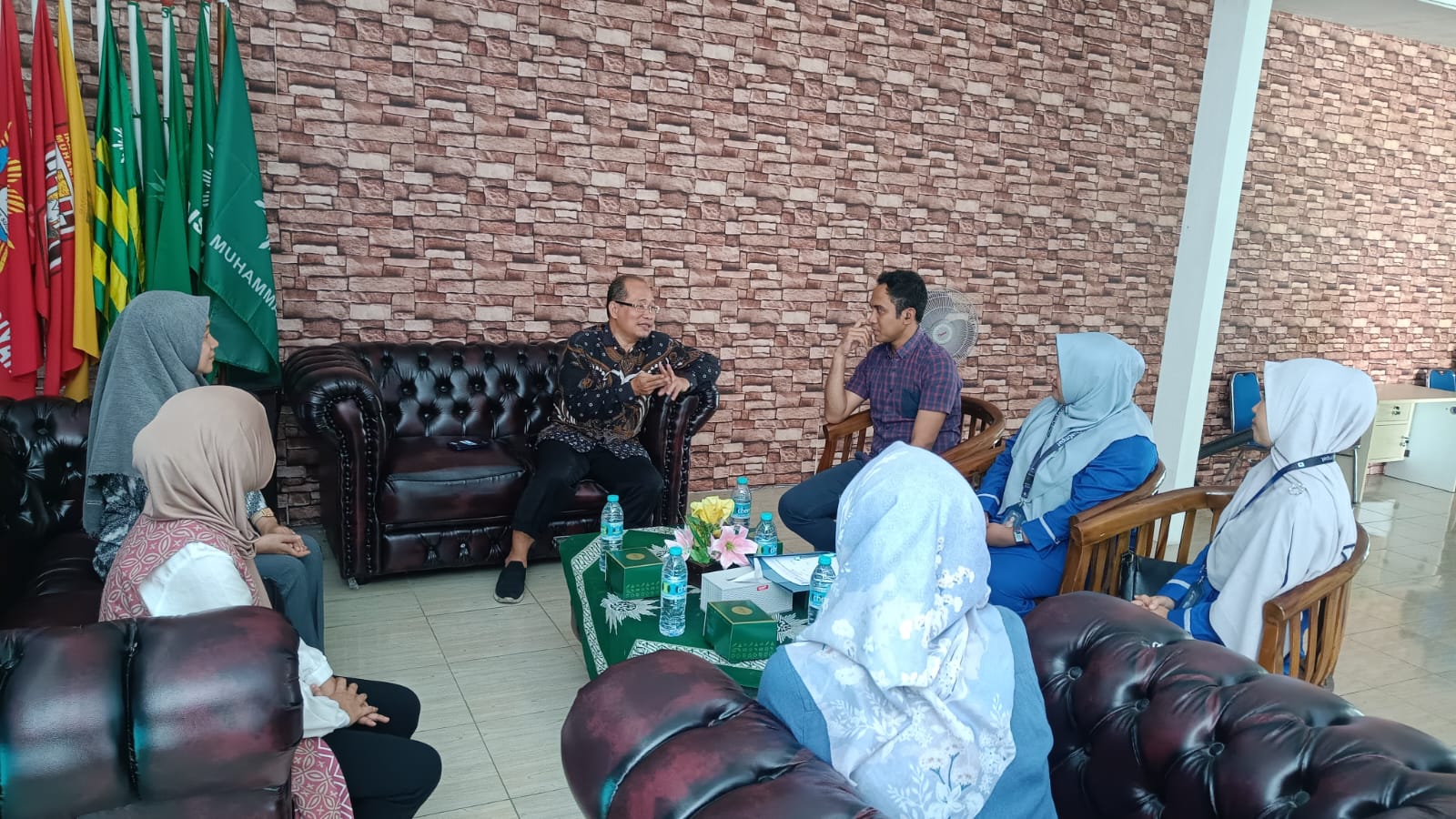 Silaturahmi Prodi Adminkes UMMAD dengan Mitra Akademik, KLINIK DUA EMPAT Kota Madiun