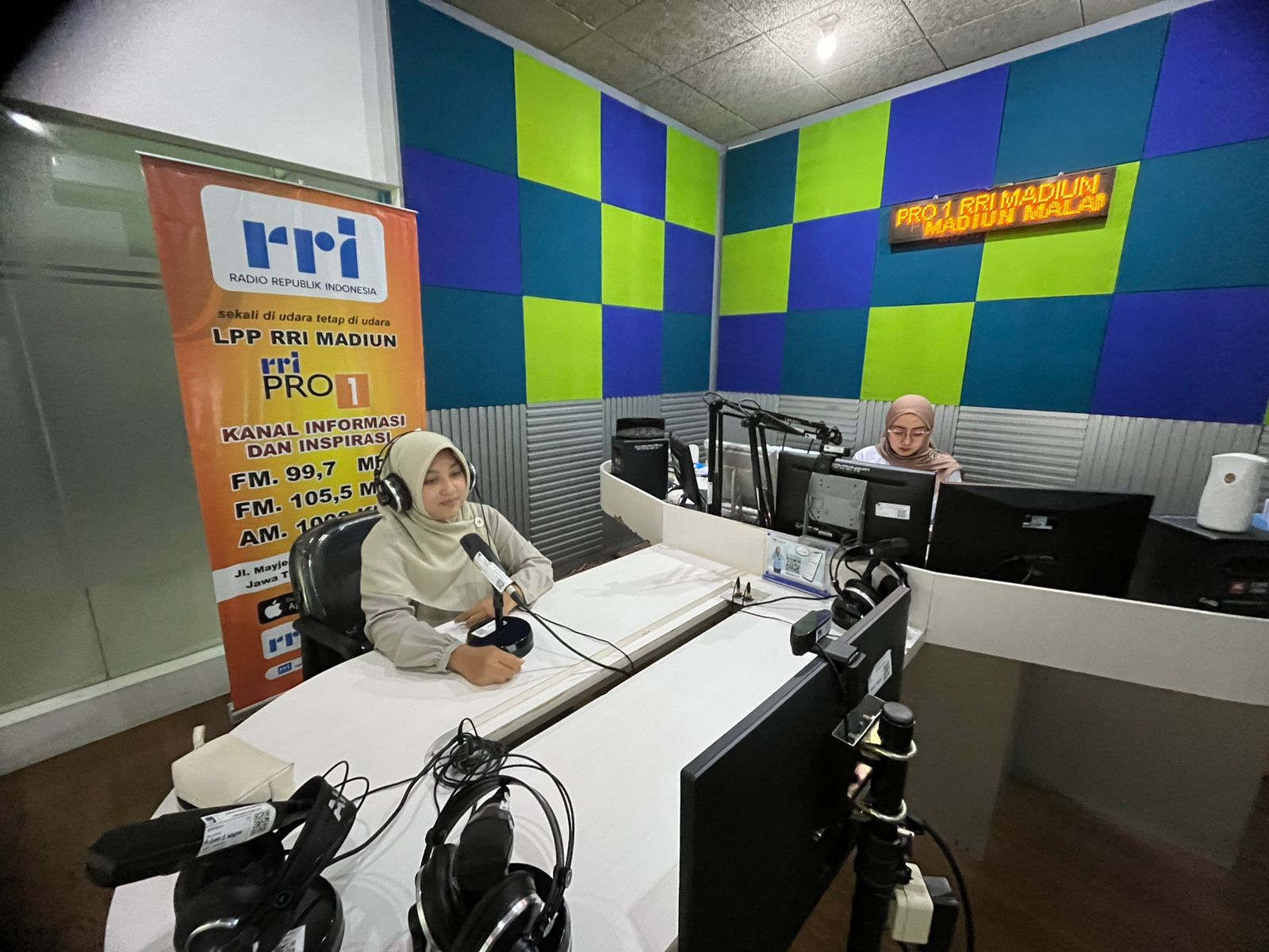 Dosen Kebidanan UMMAD (UMJT) Terangkan Pencegahan Stunting Anak dalam program Dialog Mozaik Indonesia RRI Madiun