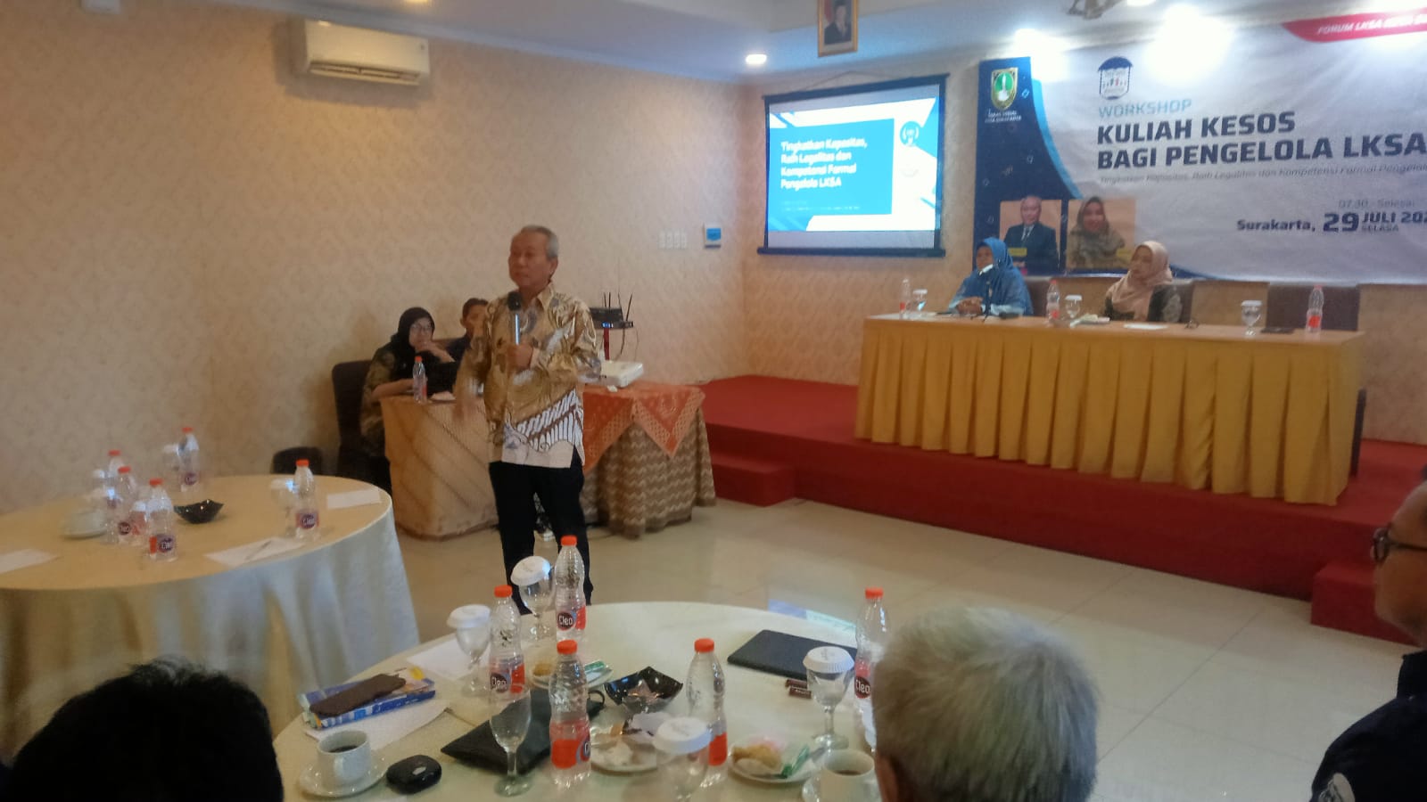 UMMAD Siapkan 100 Beasiswa Kader, Bekerjasama dengan Ustadz Kondang