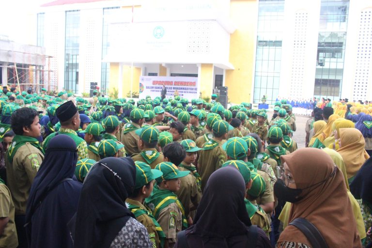upacara milad Muh 113